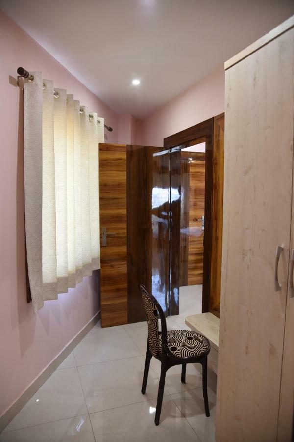 Hotel Pushpanjali Bhopal Eksteriør billede