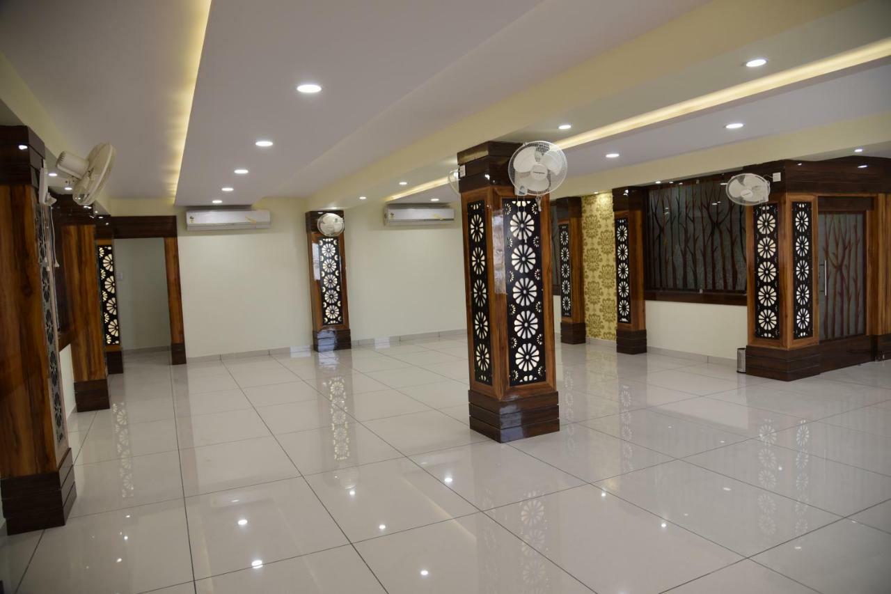 Hotel Pushpanjali Bhopal Eksteriør billede